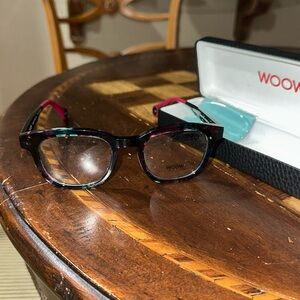WOOW glasses No brainer 2 49:21 Col 0262 designed in Paris made in Denmark